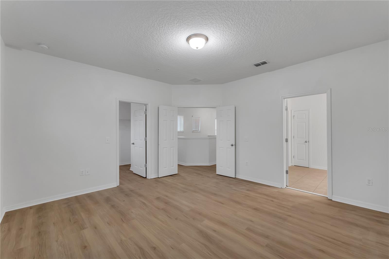 Image 26 of 51 For 8320 Bryce Canyon Avenue