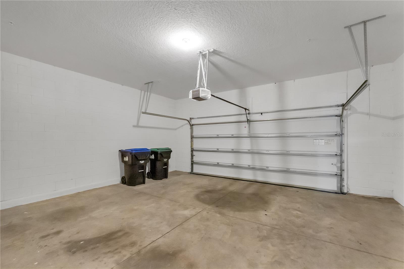 Image 39 of 51 For 8320 Bryce Canyon Avenue