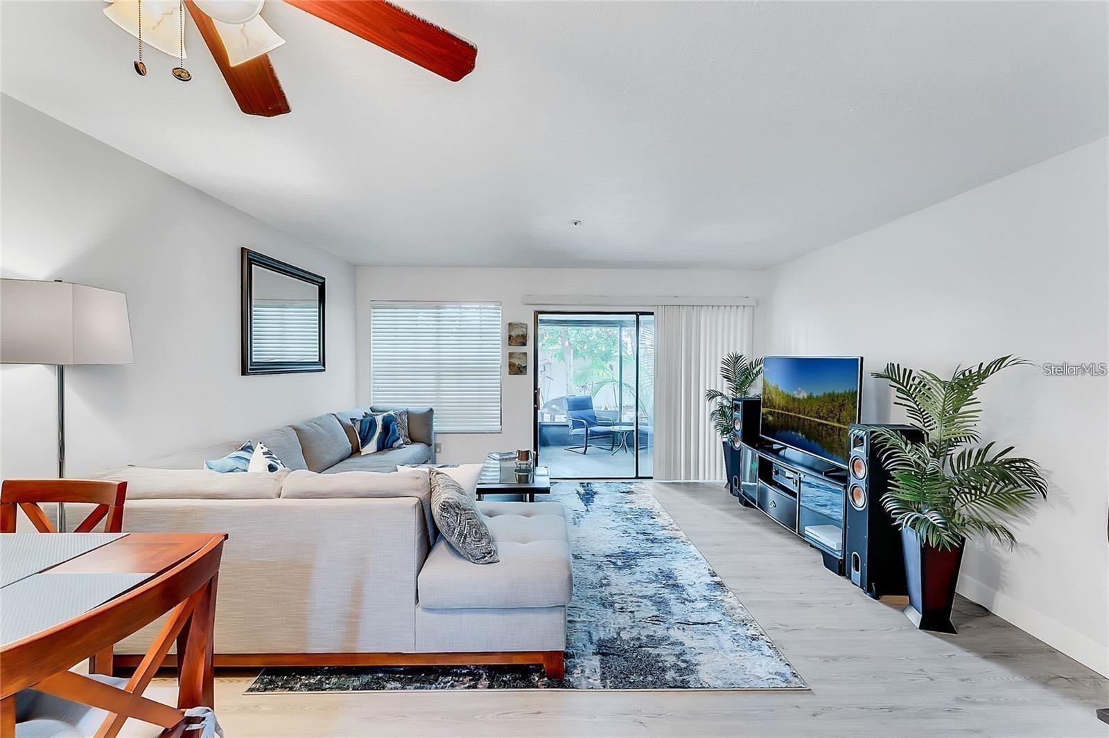 Image 11 of 18 For 563 Northbridge Drive