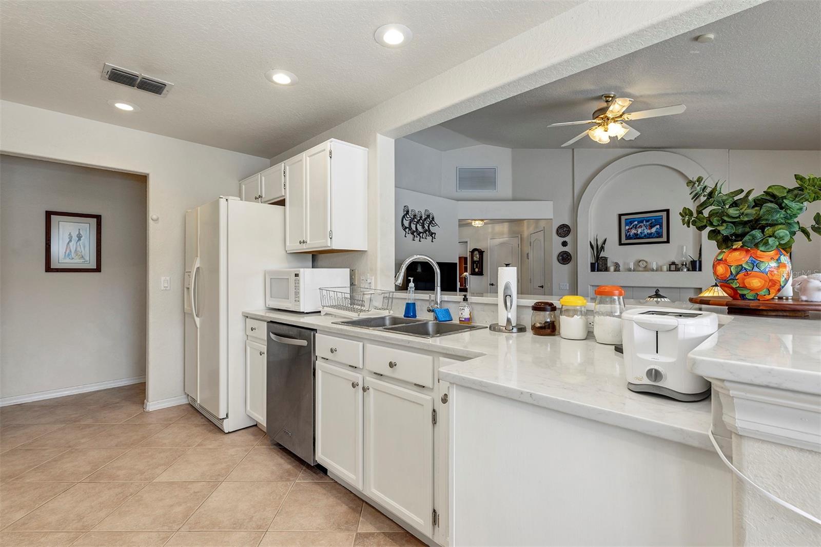 Image 16 of 57 For 3556 Amaca Circle