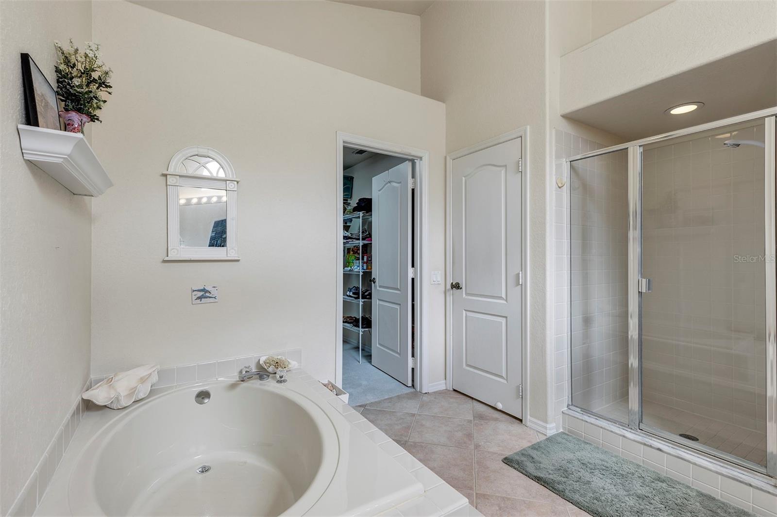 Image 27 of 57 For 3556 Amaca Circle