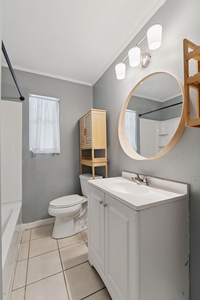 Image 16 of 18 For 3947 Grove Street S