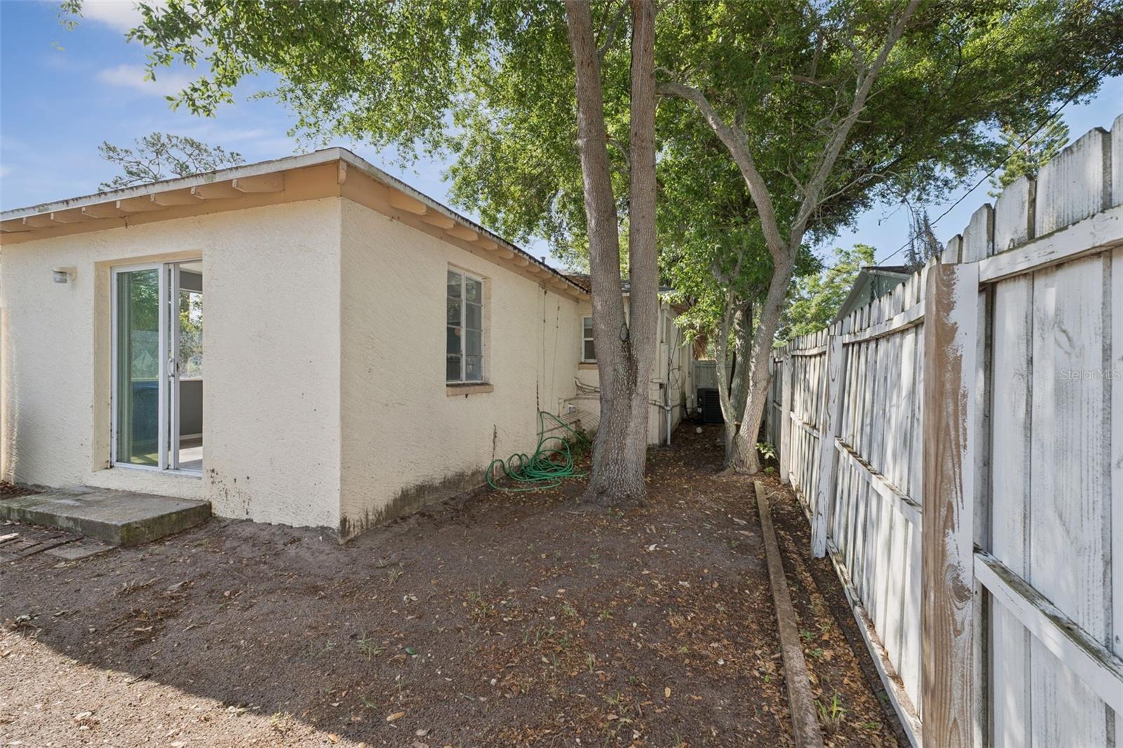 Image 17 of 18 For 3947 Grove Street S