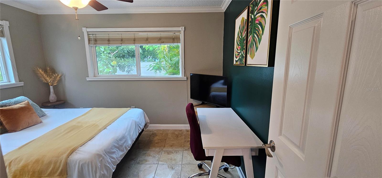 Listing photo id 17 for 6248 109th Avenue N