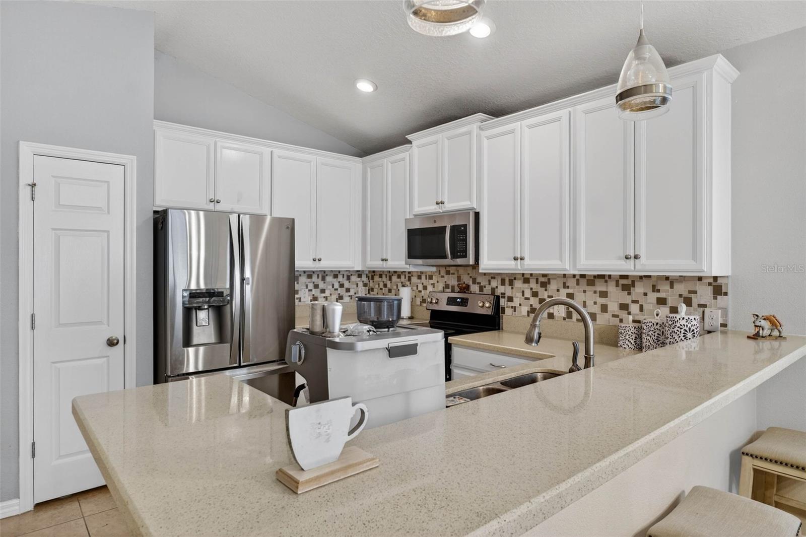 Image 14 of 61 For 442 Kestrel Drive