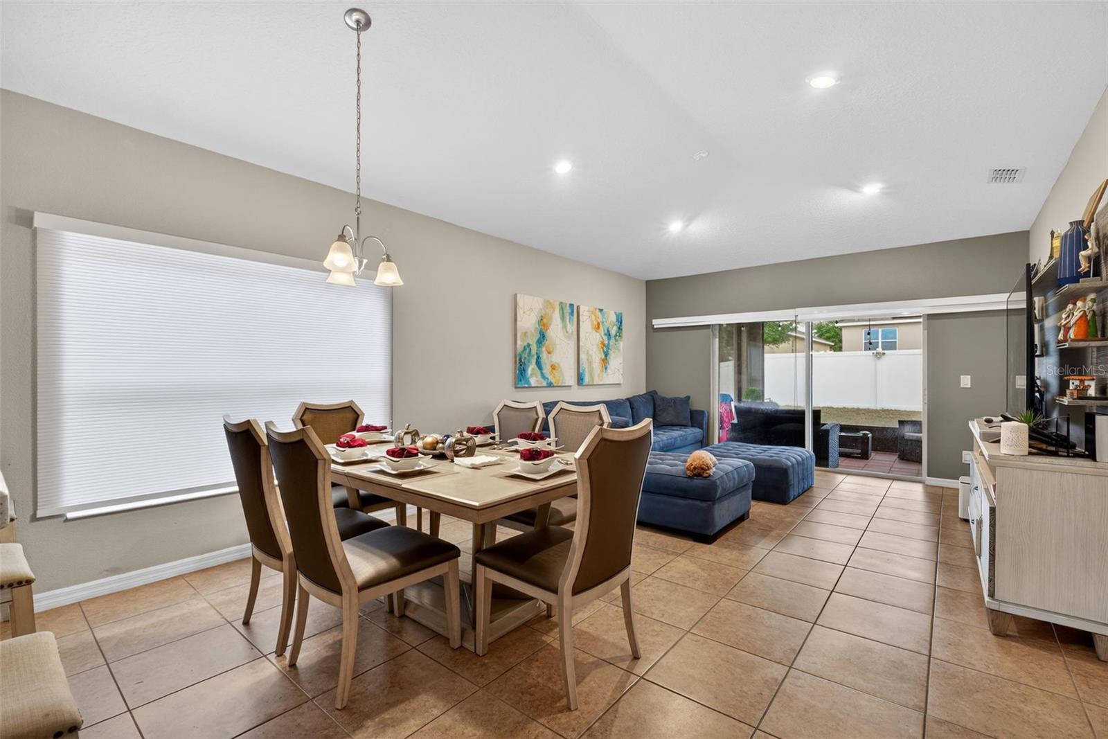 Image 16 of 61 For 442 Kestrel Drive