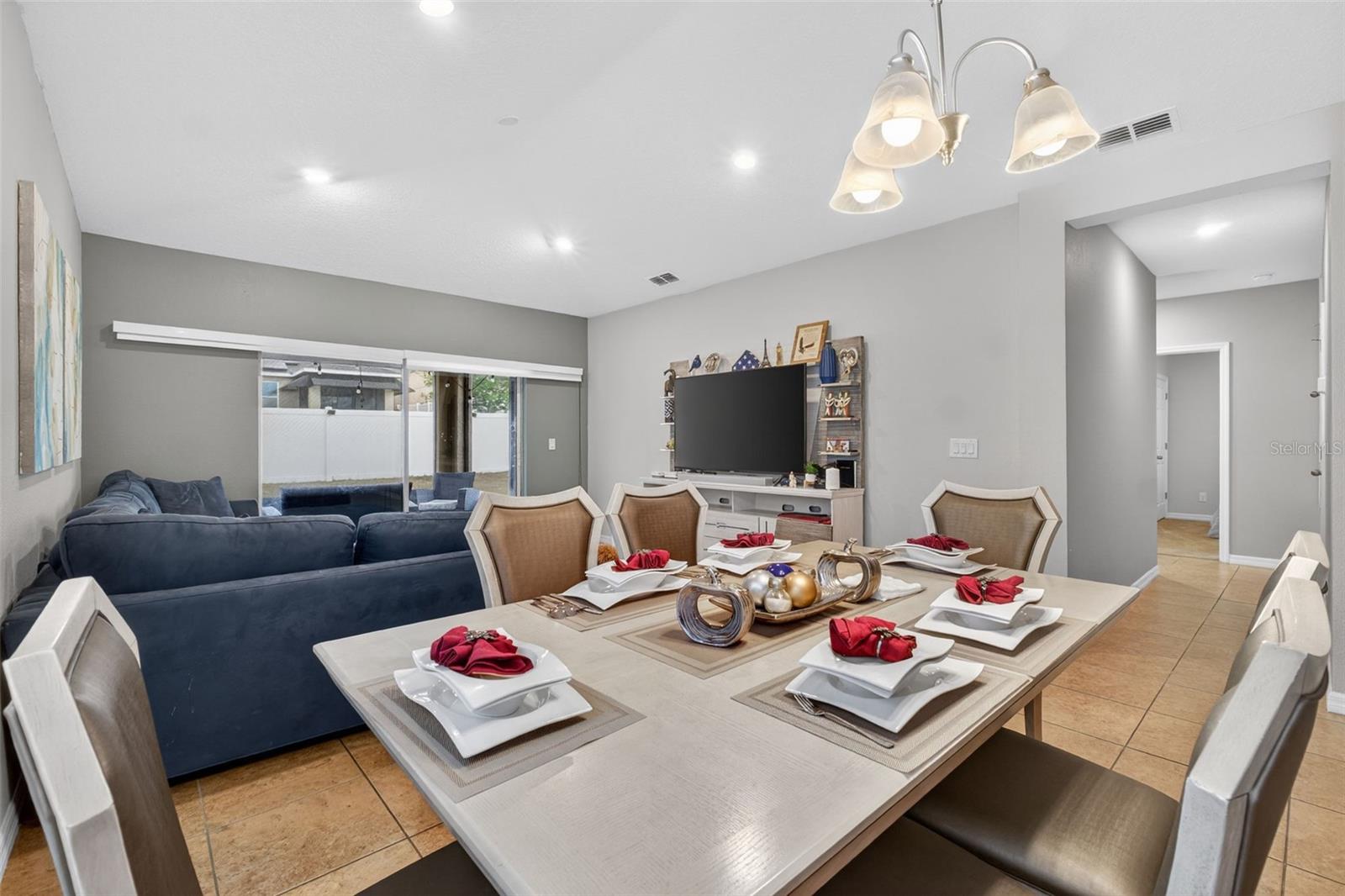 Image 17 of 61 For 442 Kestrel Drive