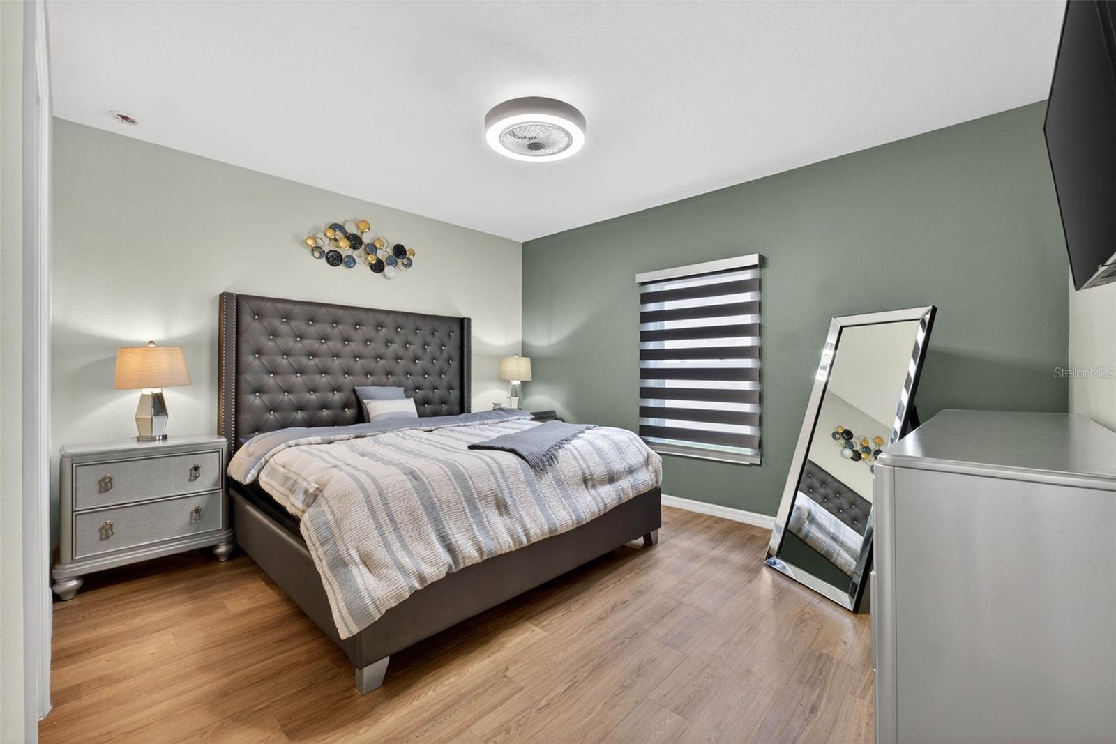 Image 21 of 61 For 442 Kestrel Drive