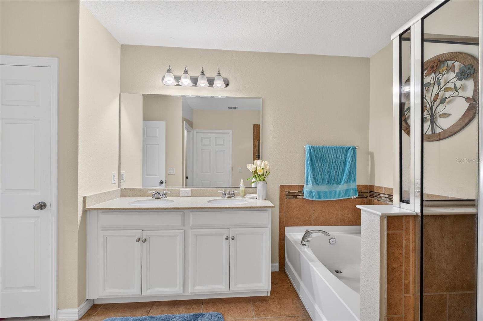 Image 25 of 61 For 442 Kestrel Drive