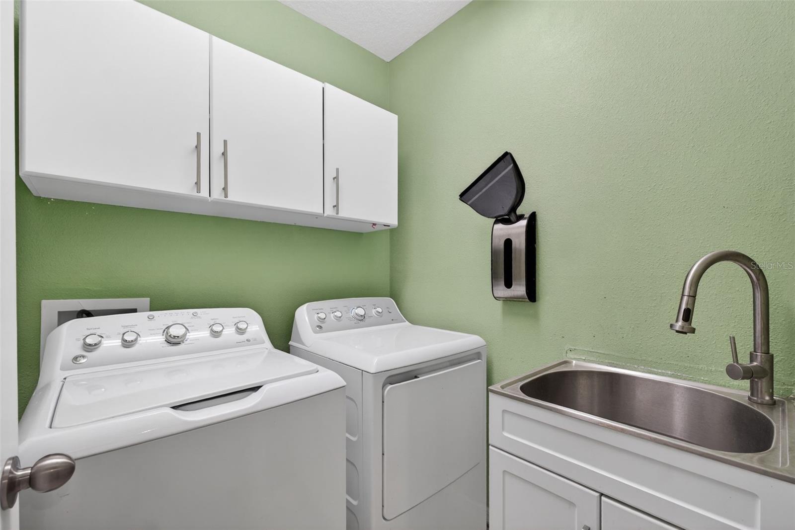 Image 37 of 61 For 442 Kestrel Drive