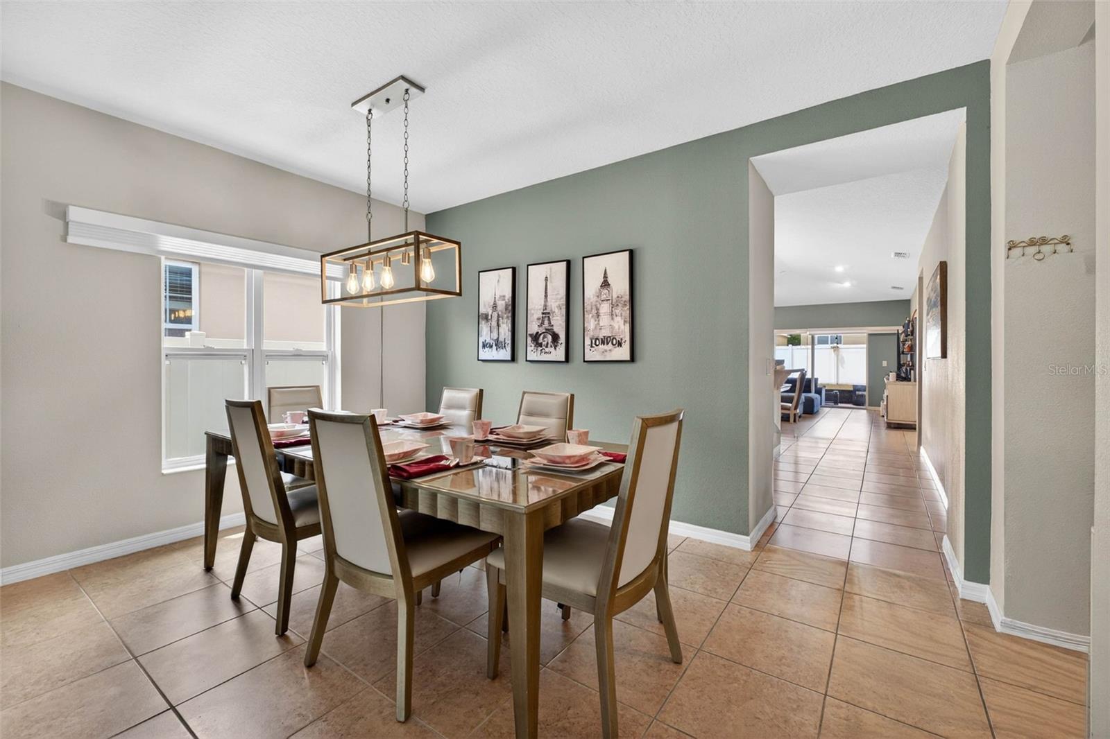 Image 7 of 61 For 442 Kestrel Drive