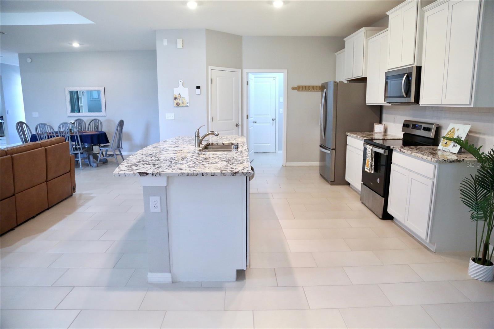 Image 10 of 35 For 1160 Bering Road