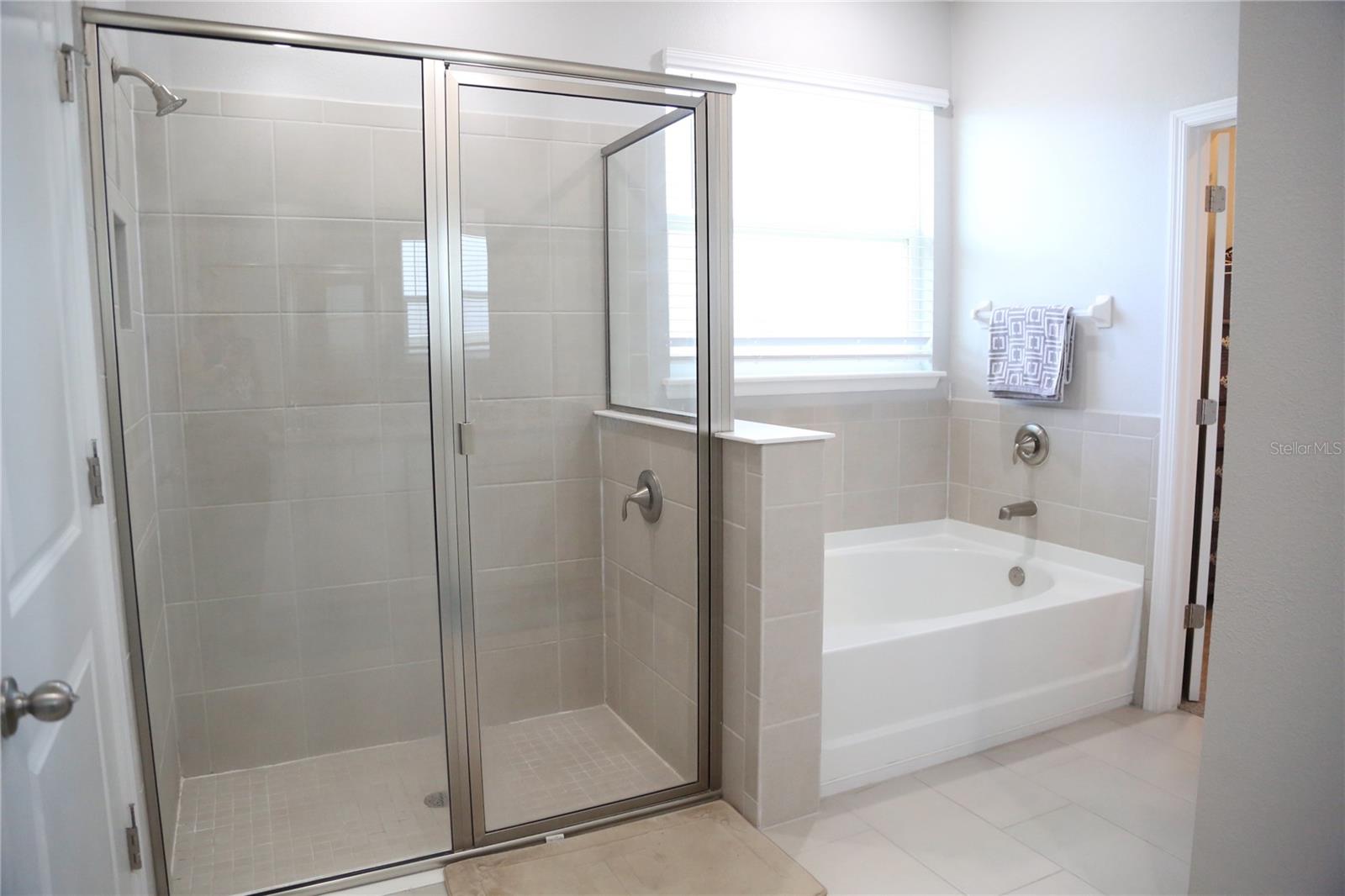 Image 16 of 35 For 1160 Bering Road