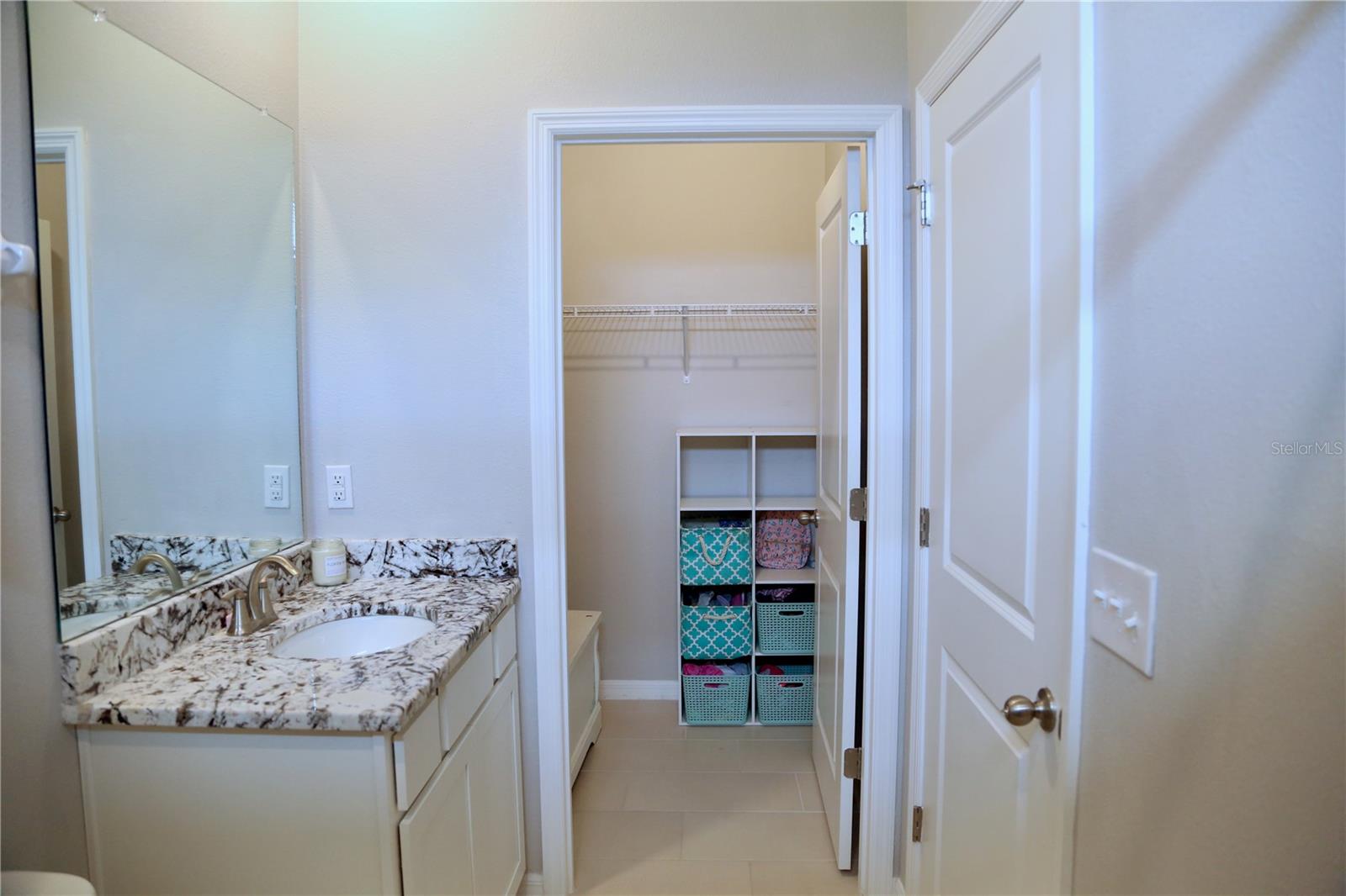 Image 24 of 35 For 1160 Bering Road