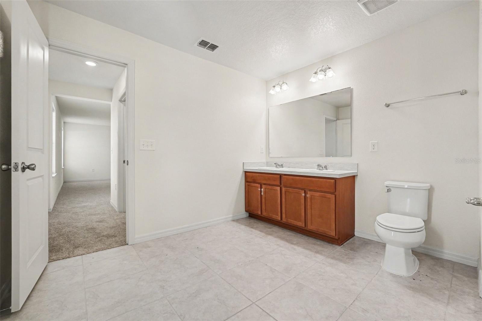 Image 18 of 32 For 2312 Biscotto Circle