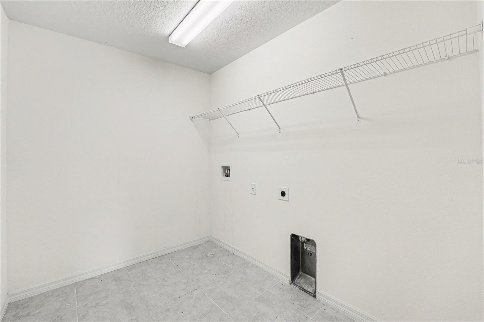 Image 29 of 32 For 2312 Biscotto Circle