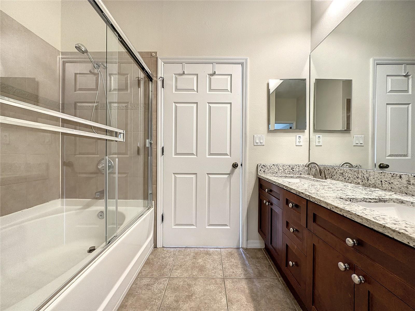 Image 14 of 28 For 11564 Mizzon Drive 304