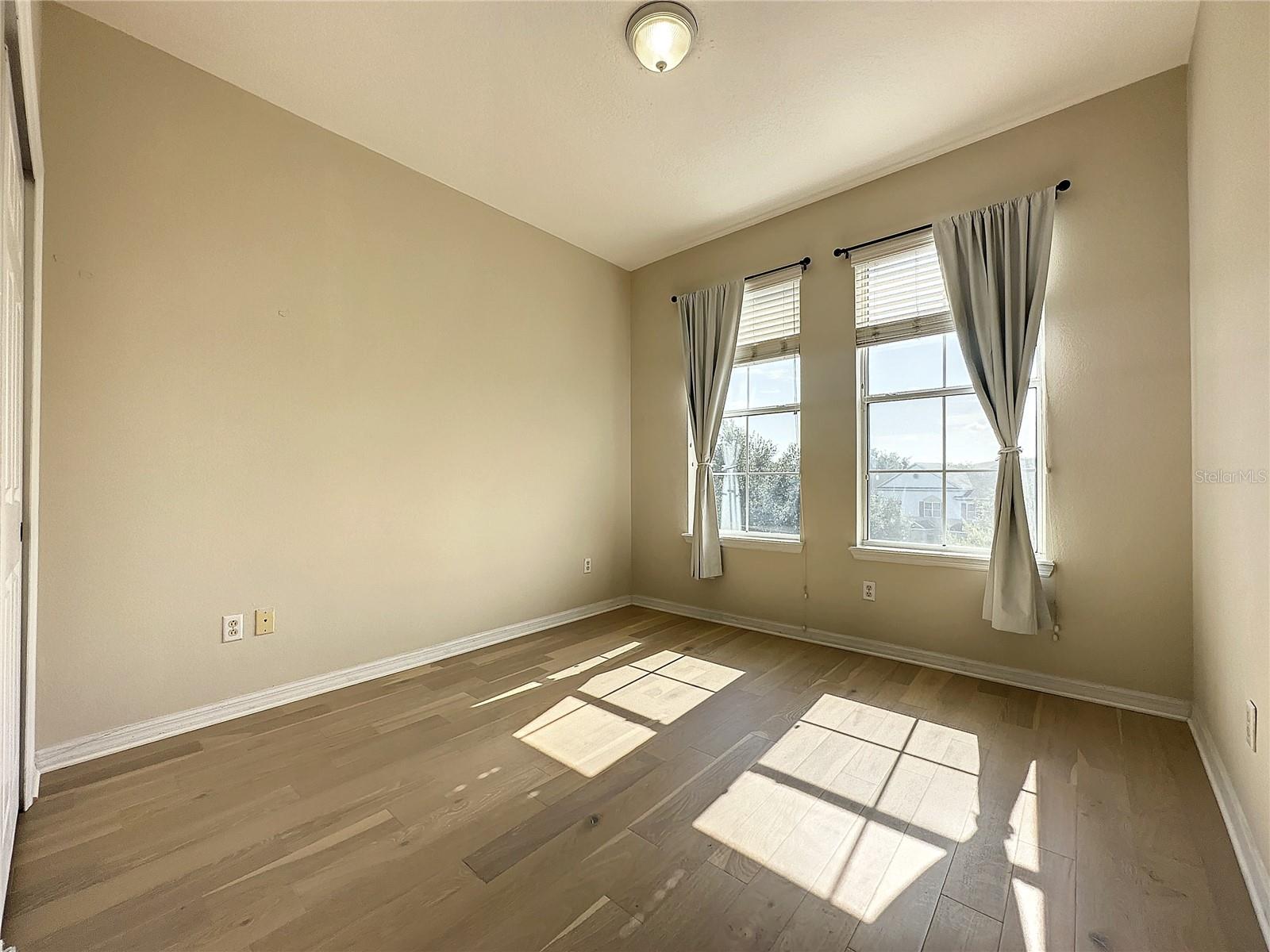 Image 16 of 28 For 11564 Mizzon Drive 304