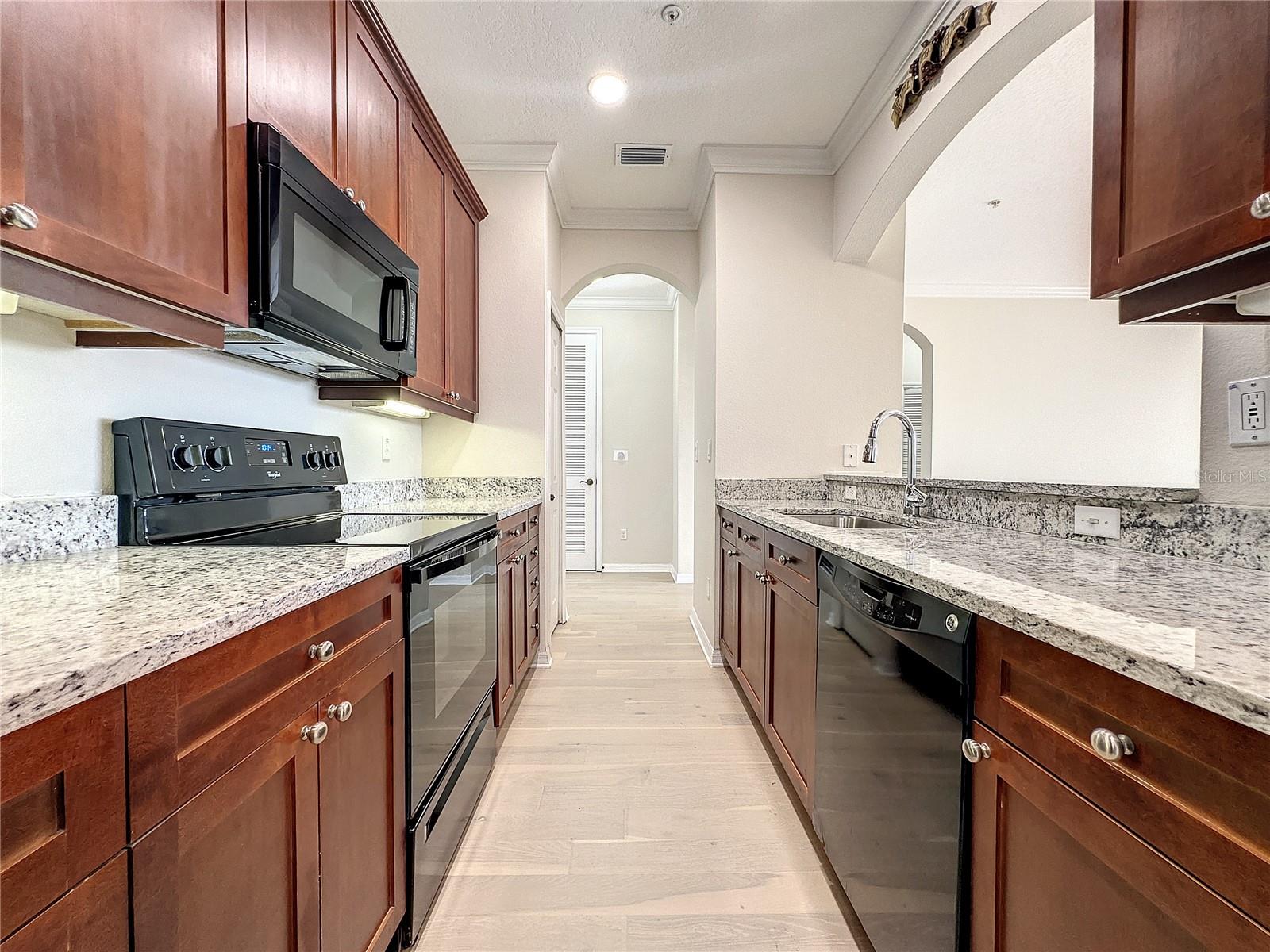 Image 5 of 28 For 11564 Mizzon Drive 304