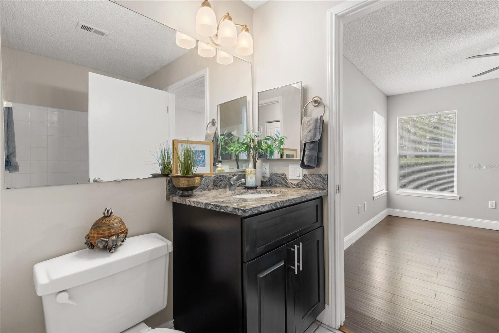 Image 24 of 41 For 2501 Grassy Point Drive 103