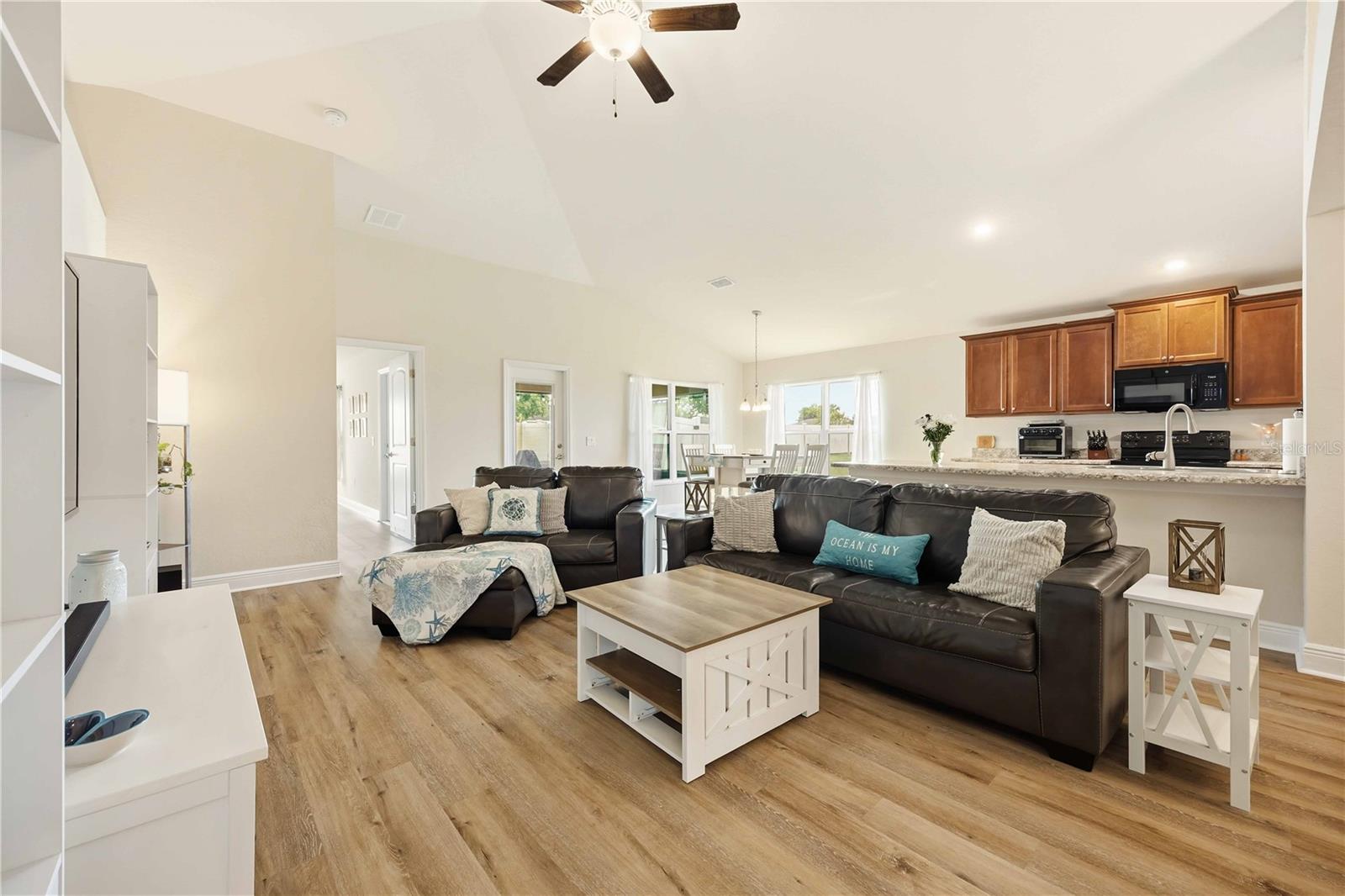 Image 10 of 48 For 613 Meadow Pointe Drive