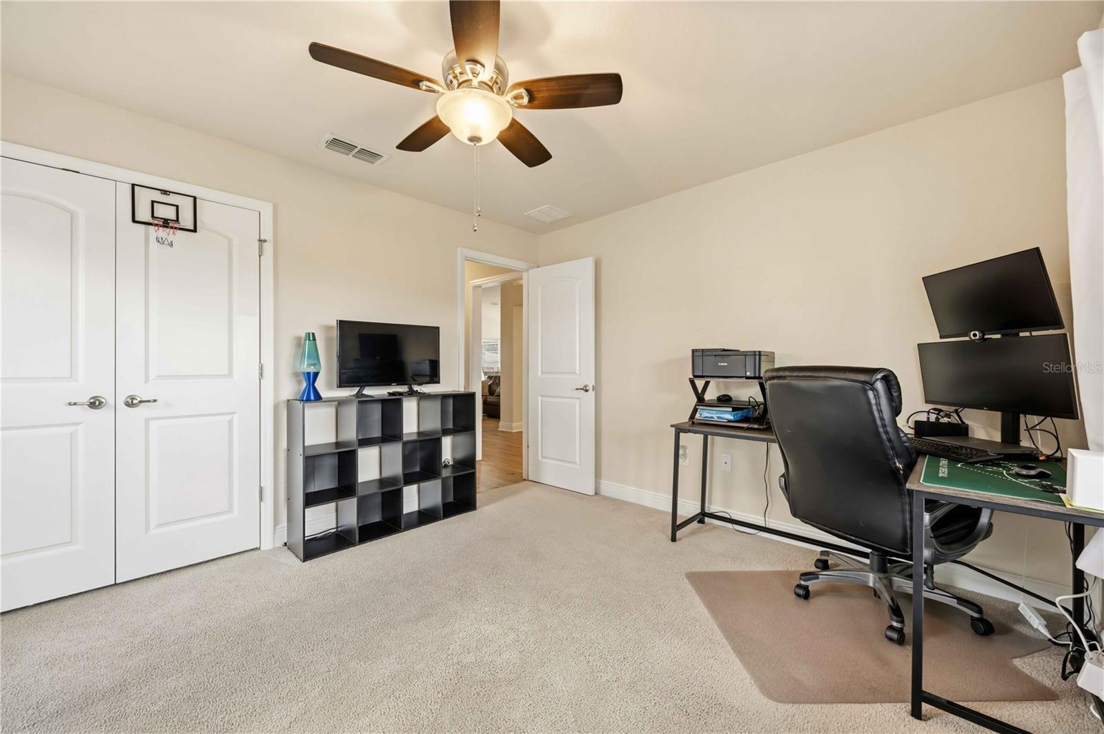 Image 25 of 48 For 613 Meadow Pointe Drive