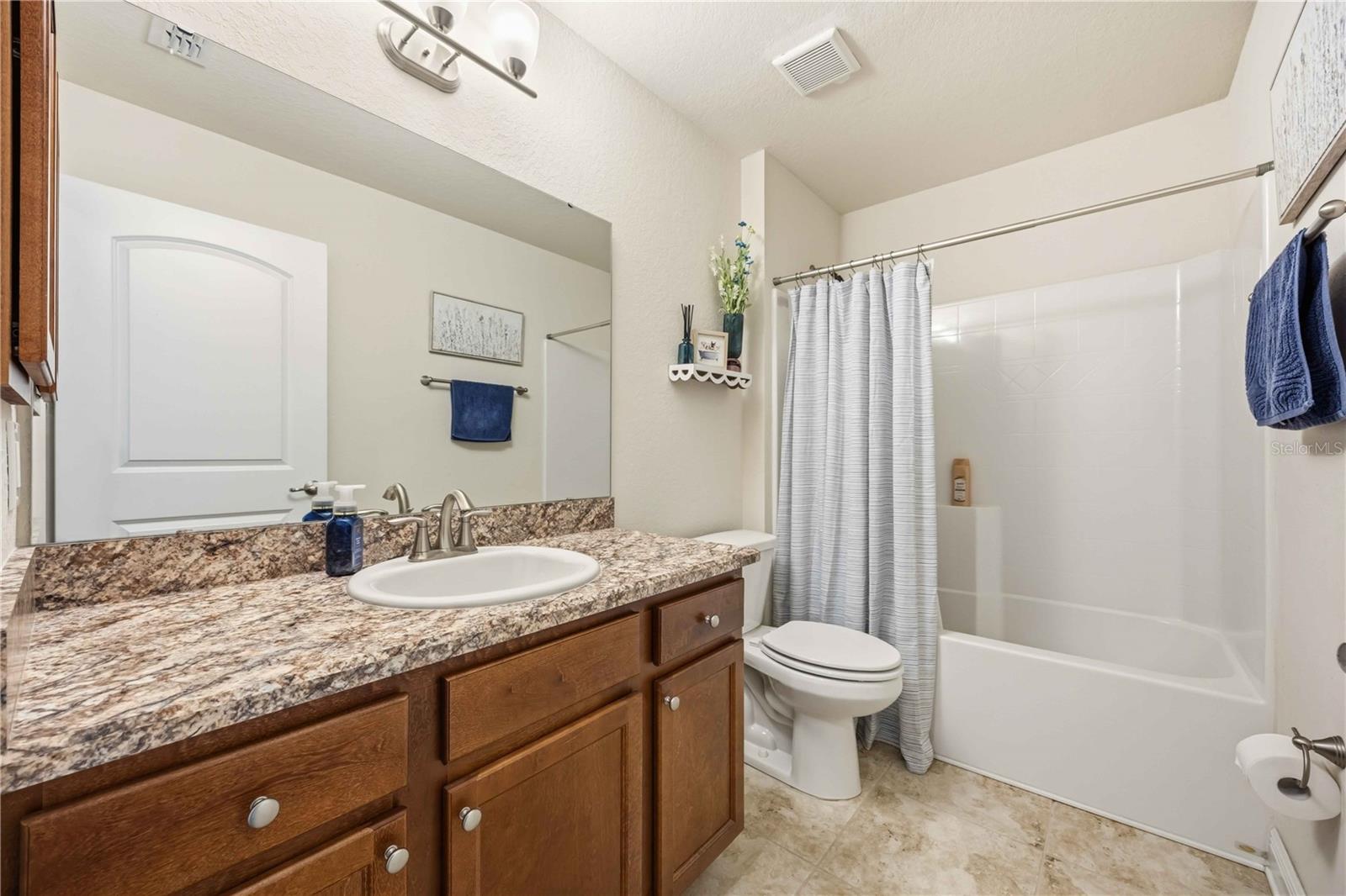 Image 27 of 48 For 613 Meadow Pointe Drive