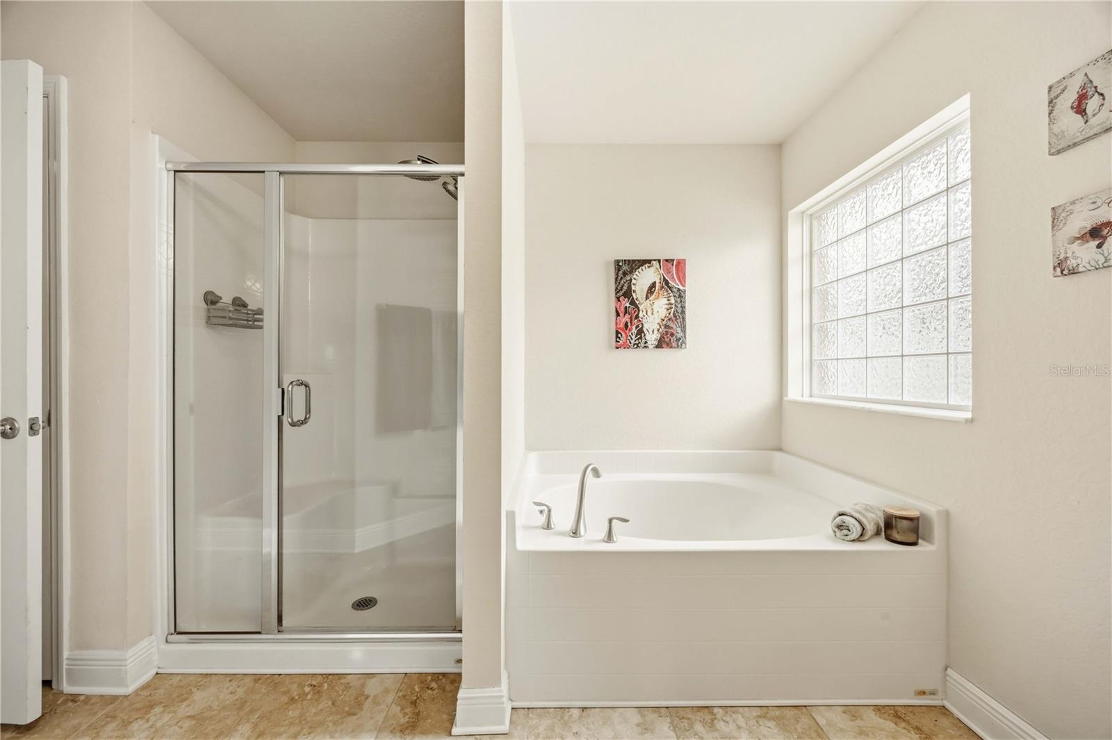 Image 36 of 48 For 613 Meadow Pointe Drive