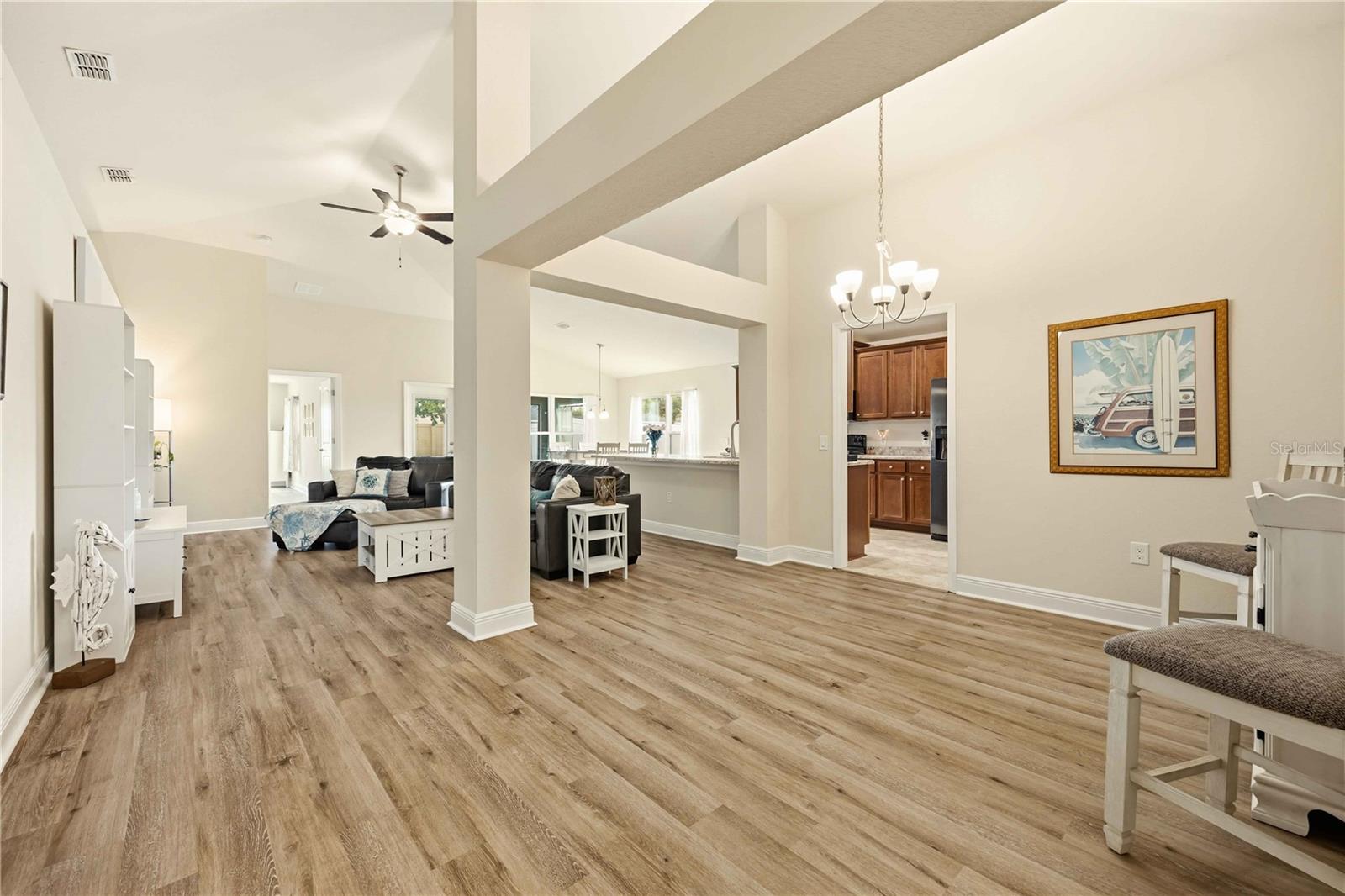 Image 8 of 48 For 613 Meadow Pointe Drive