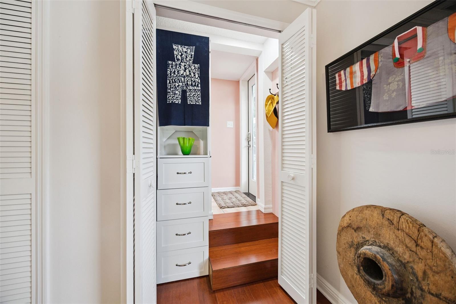 Image 29 of 55 For 2100 Mae Street