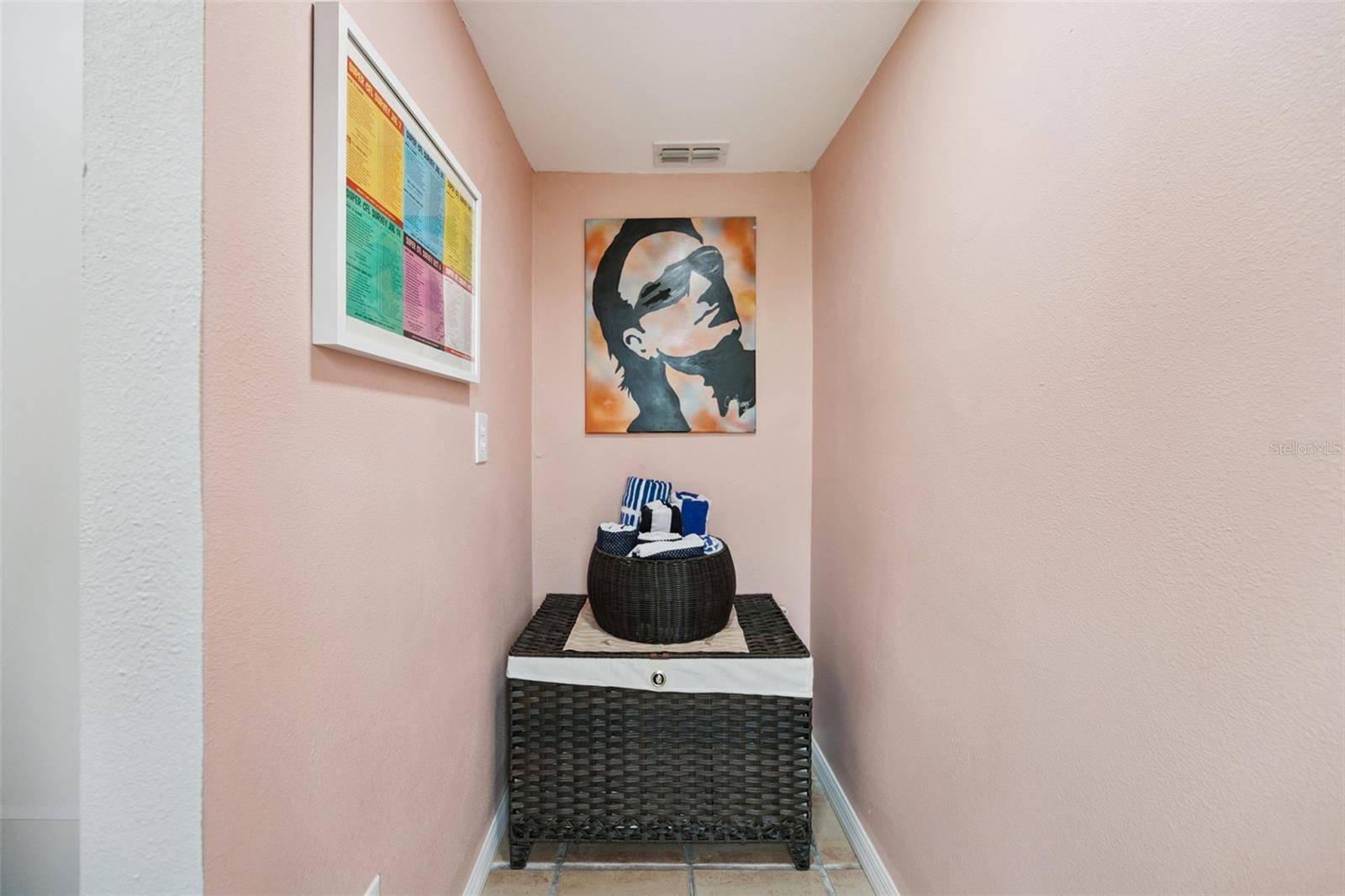 Image 30 of 55 For 2100 Mae Street