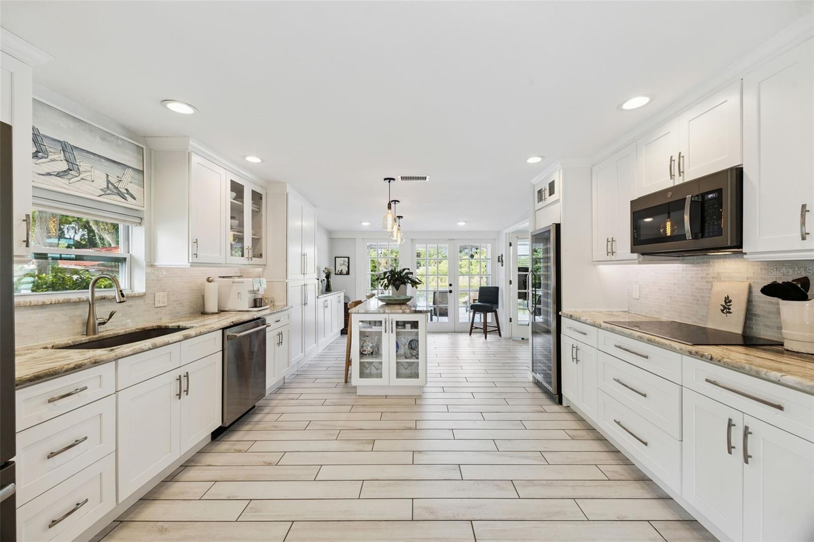 Image 8 of 55 For 2100 Mae Street