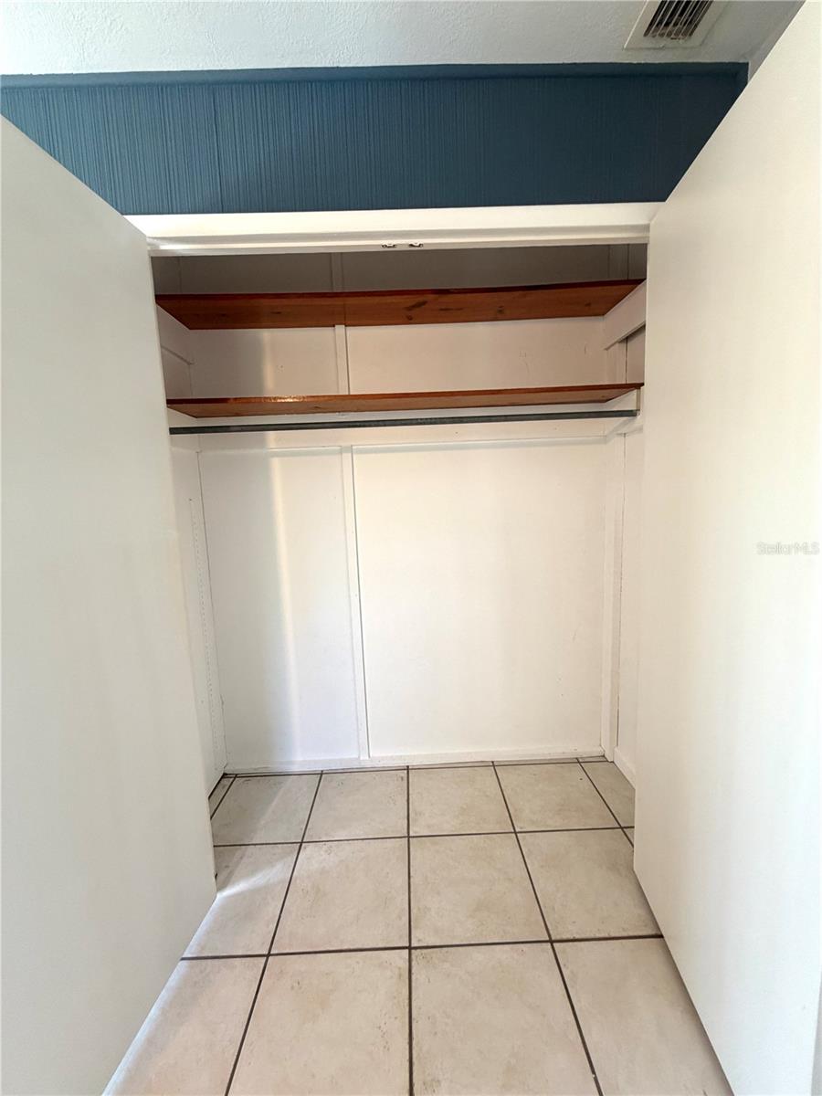 Image 12 of 21 For 1947 Summerfield Road