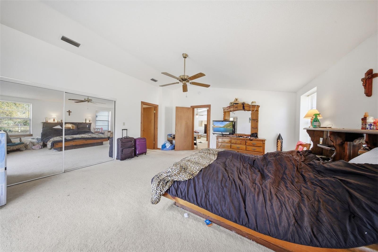 Image 16 of 50 For 4095 Pioneer Way