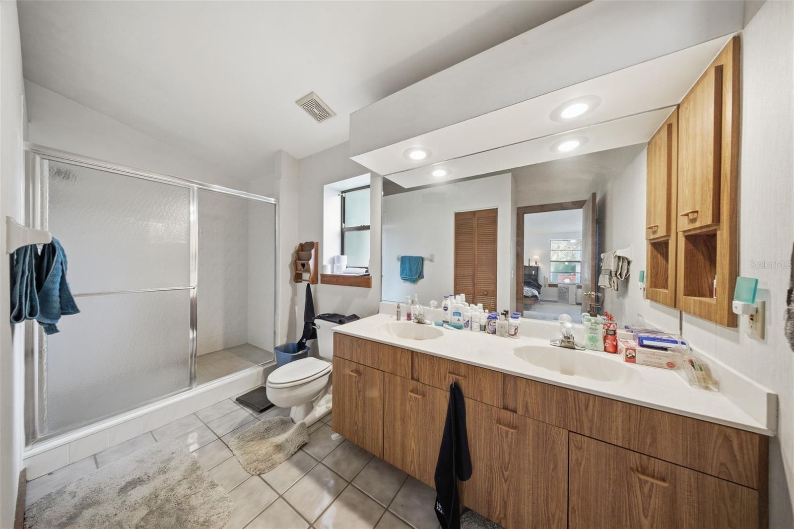 Image 17 of 50 For 4095 Pioneer Way