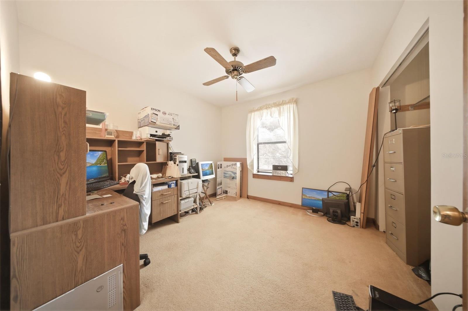 Image 23 of 50 For 4095 Pioneer Way