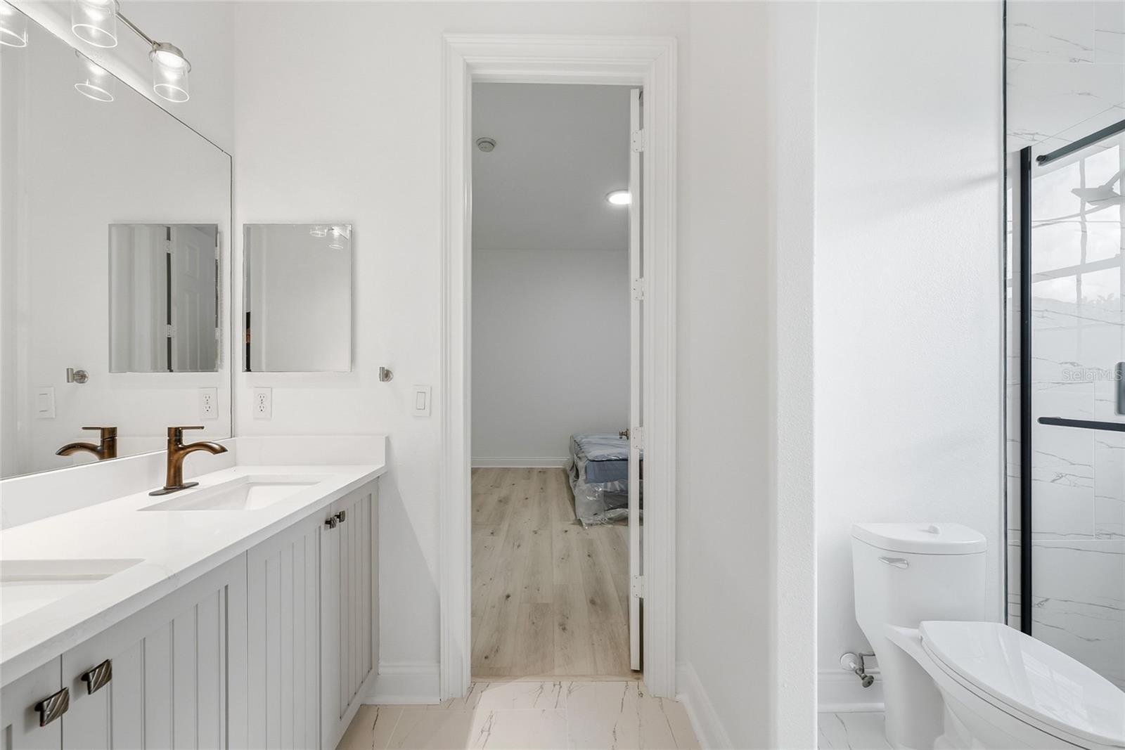 Image 21 of 32 For 6550 Cartmel Lane