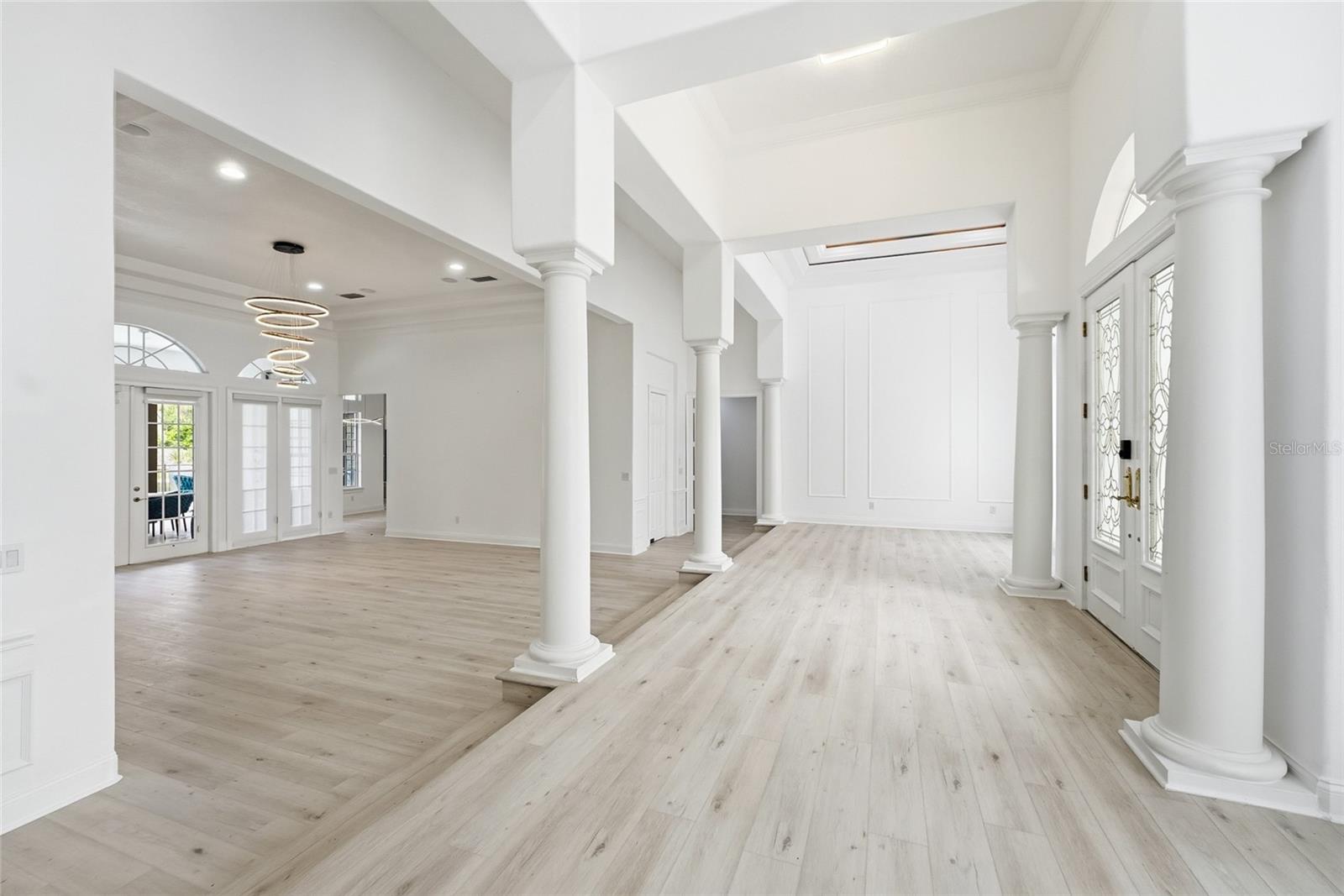 Image 9 of 32 For 6550 Cartmel Lane