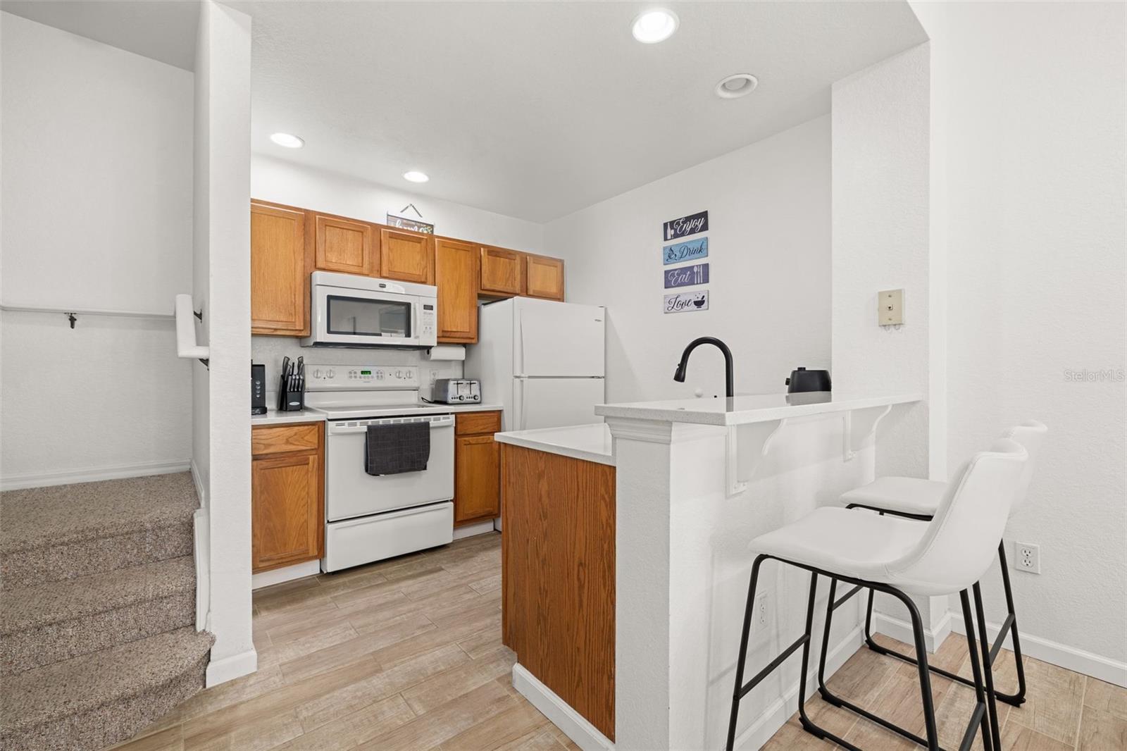 Image 17 of 68 For 2250 San Vital Drive 105