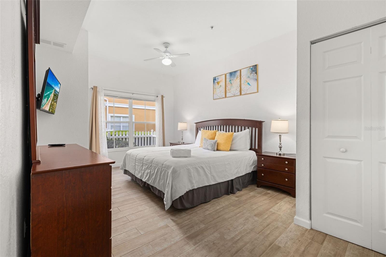 Image 20 of 68 For 2250 San Vital Drive 105