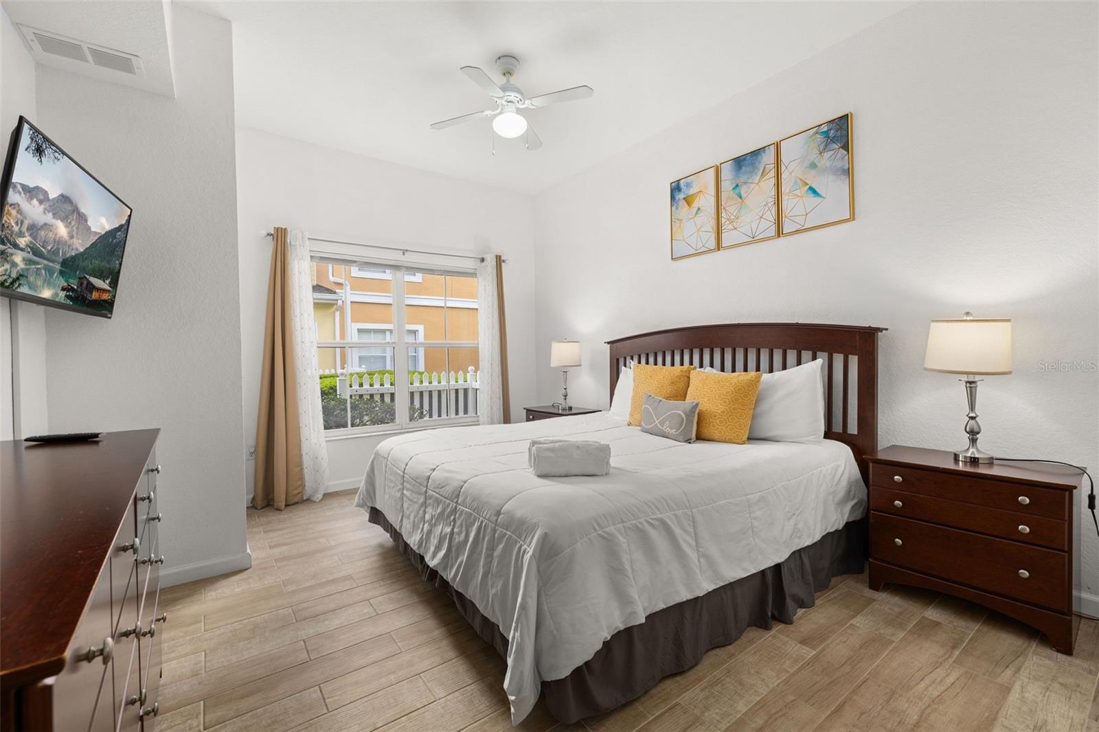 Image 21 of 68 For 2250 San Vital Drive 105