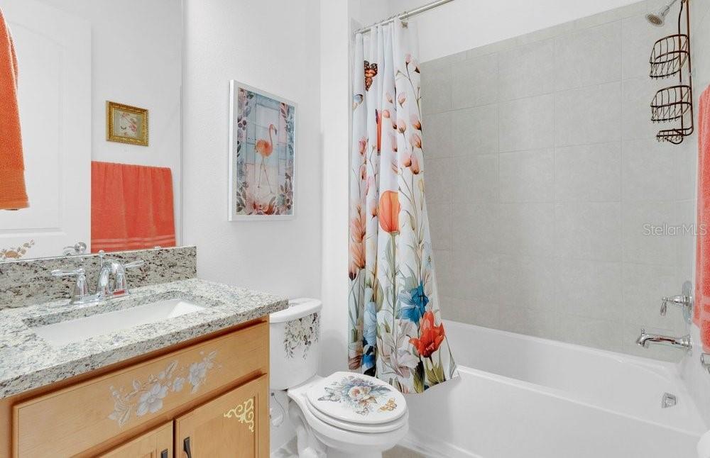 Image 15 of 38 For 2303 Datura Loop