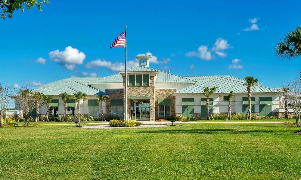 Image 28 of 38 For 2303 Datura Loop