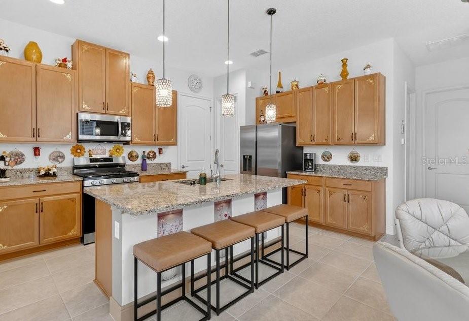 Image 7 of 38 For 2303 Datura Loop