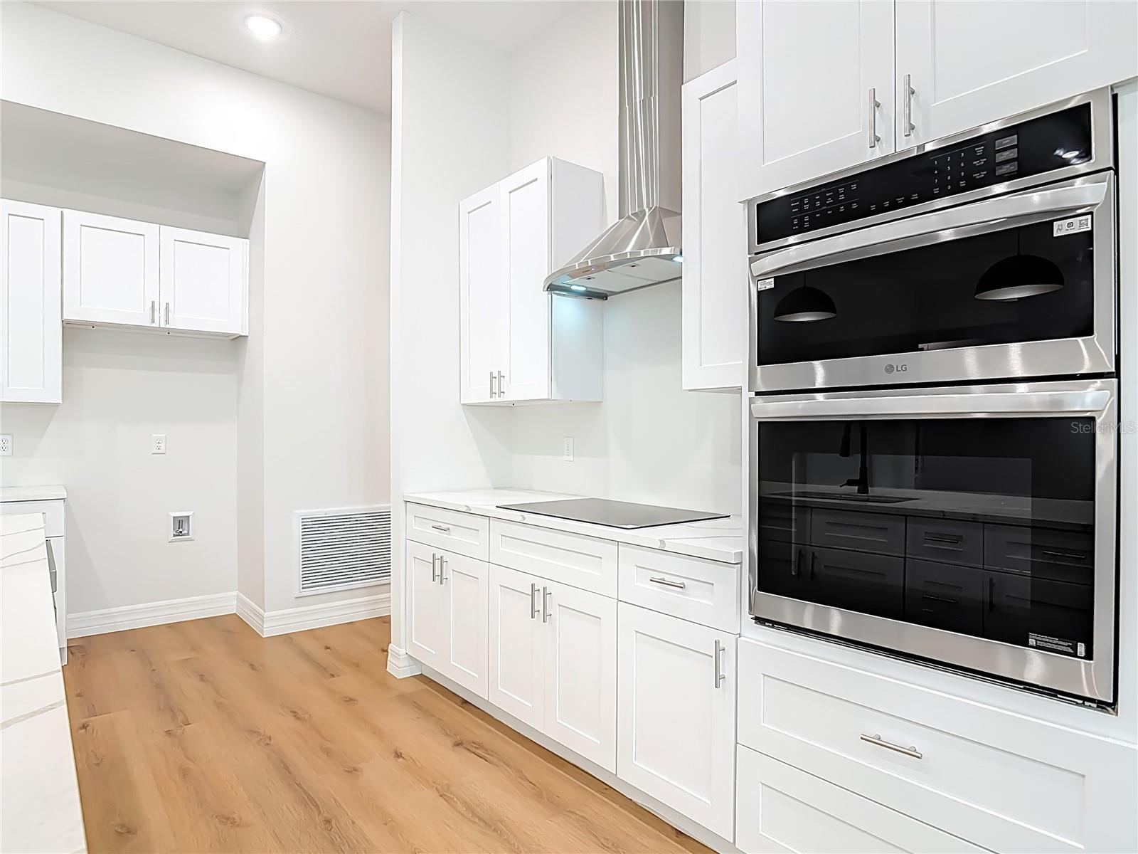 Image 14 of 58 For 30798 Apricot Avenue