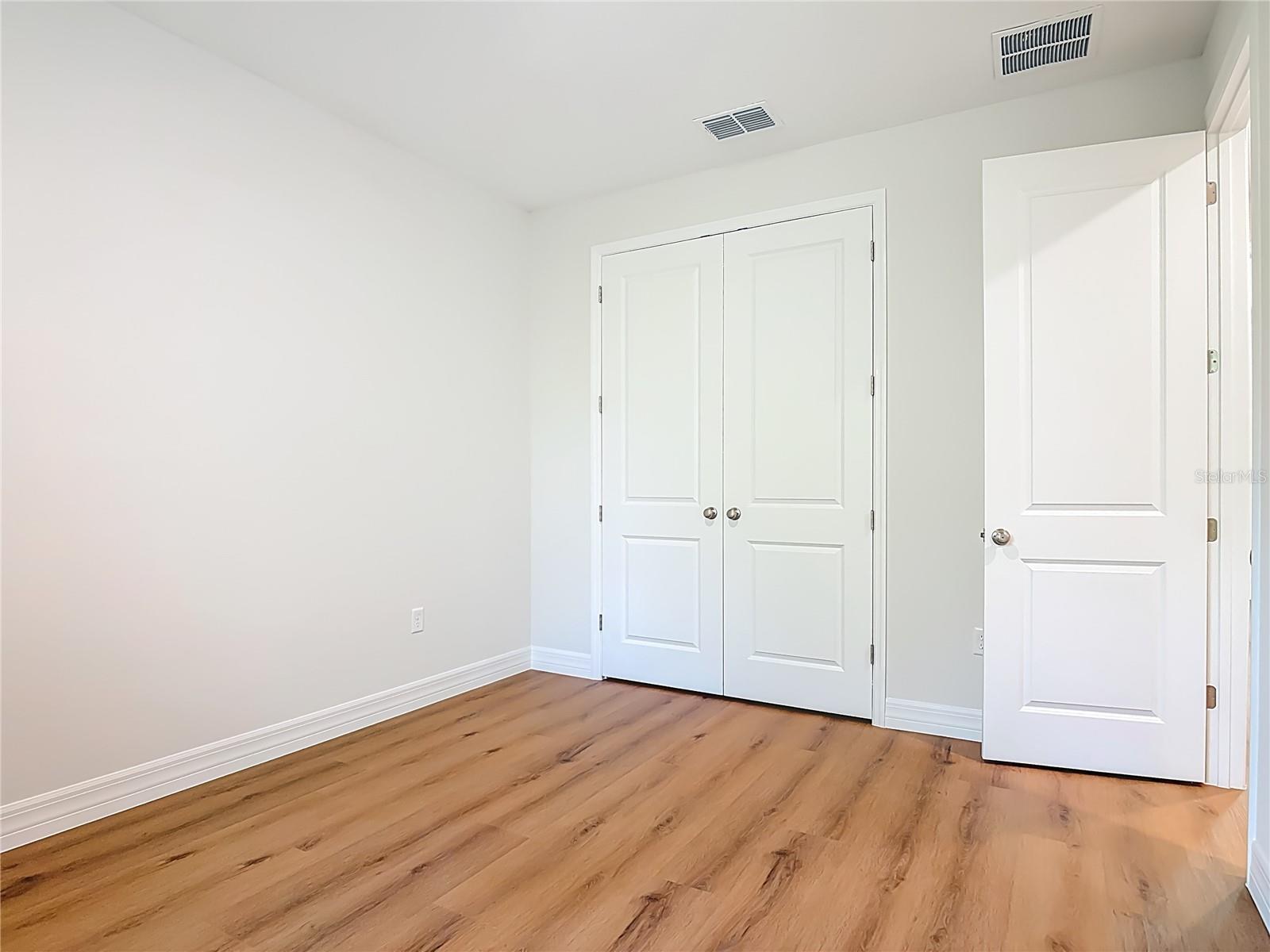 Image 32 of 58 For 30798 Apricot Avenue