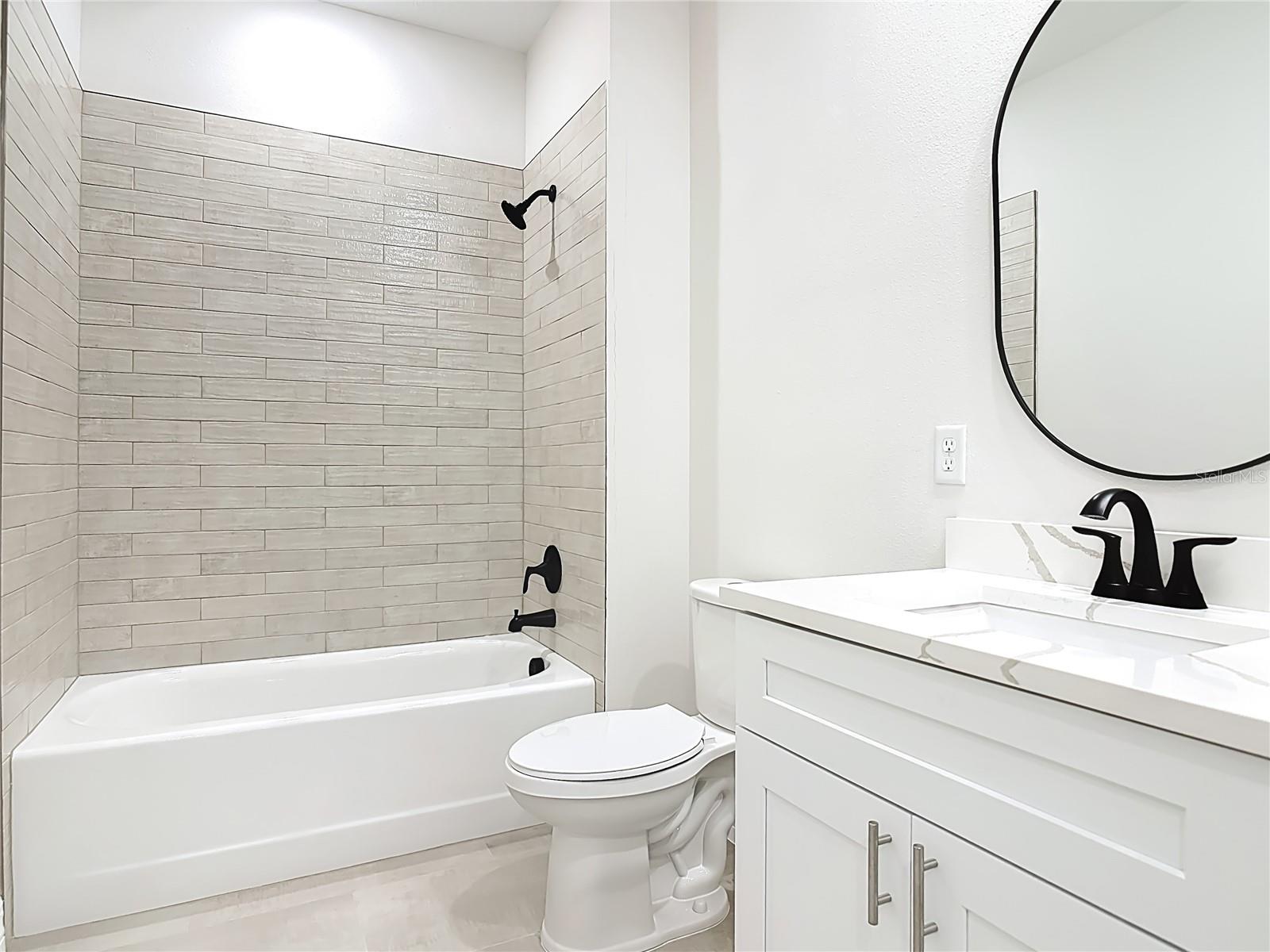 Image 36 of 58 For 30798 Apricot Avenue