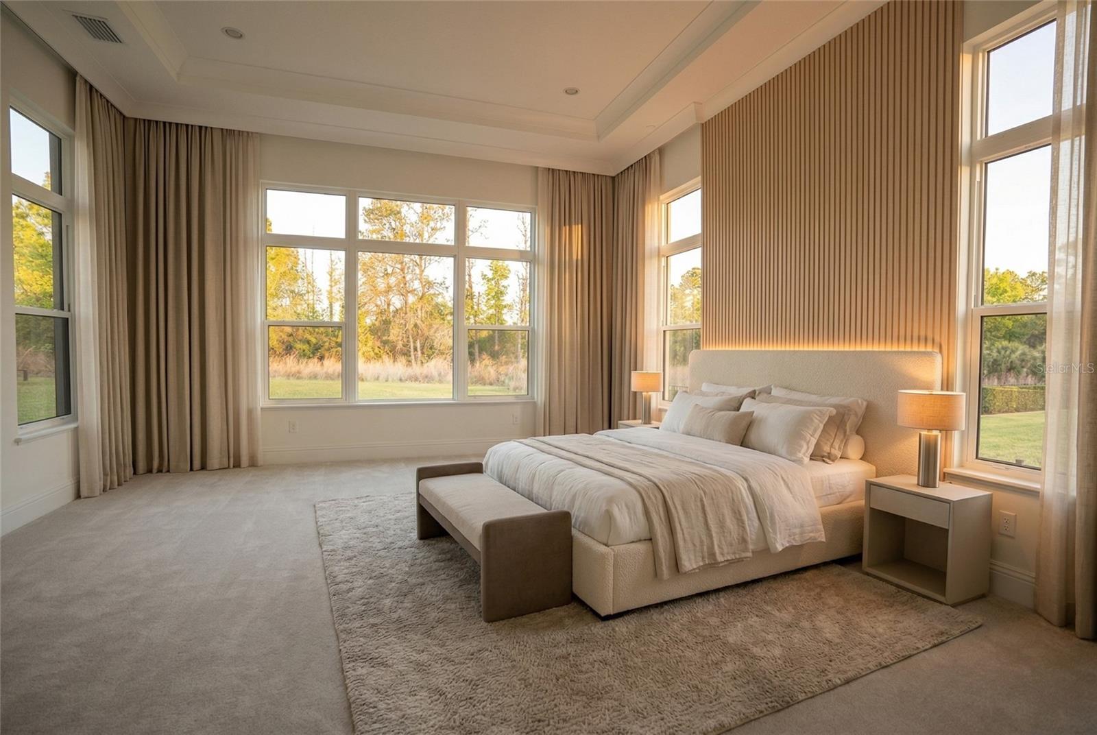 Image 18 of 34 For 16000 Pendio Drive