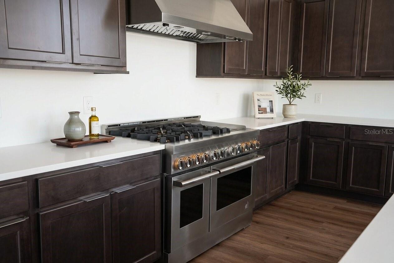 Image 30 of 34 For 16000 Pendio Drive