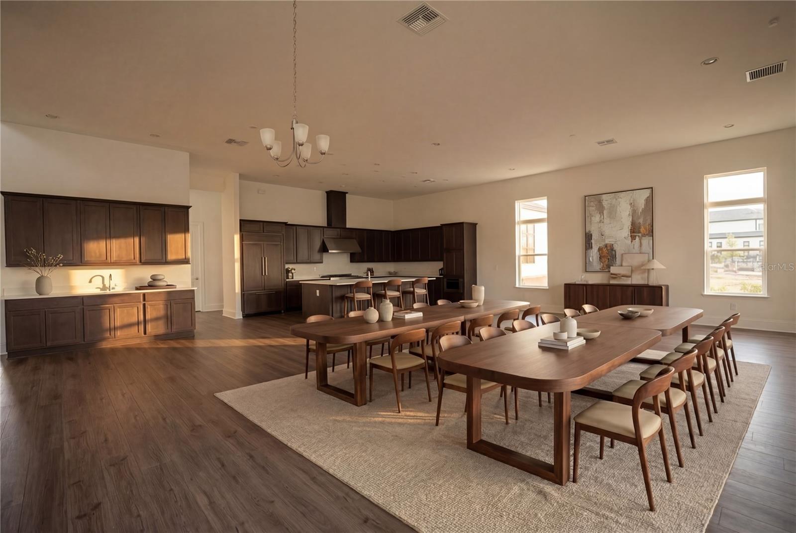 Image 5 of 34 For 16000 Pendio Drive